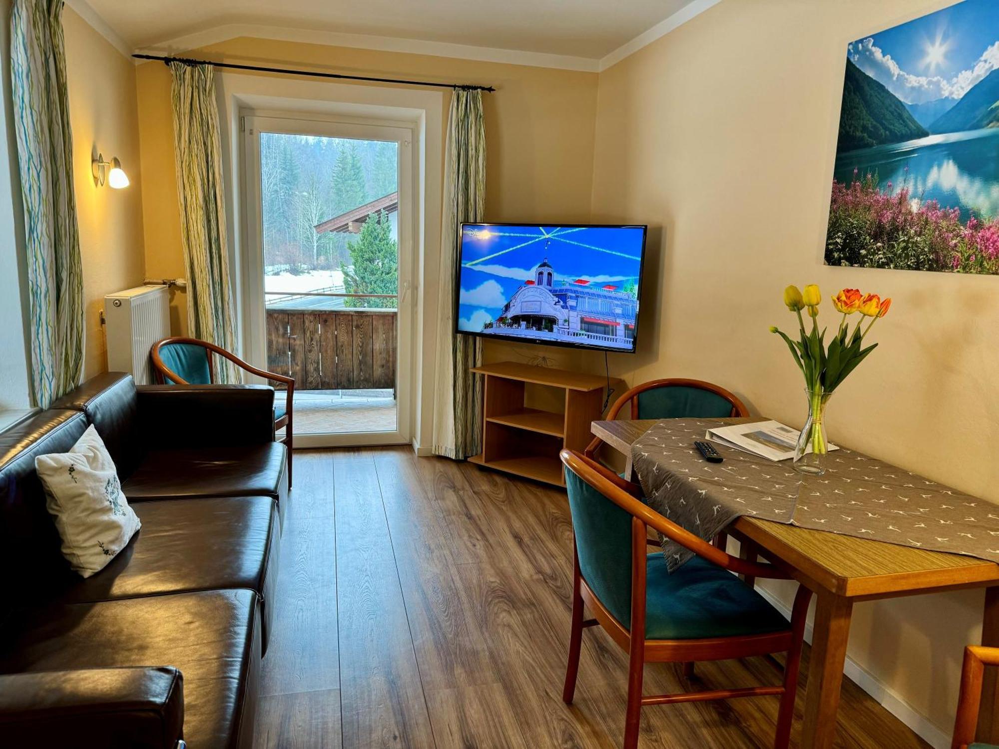 Alpenlodge, Ferienwohnung 12 Тирзее Екстериор снимка