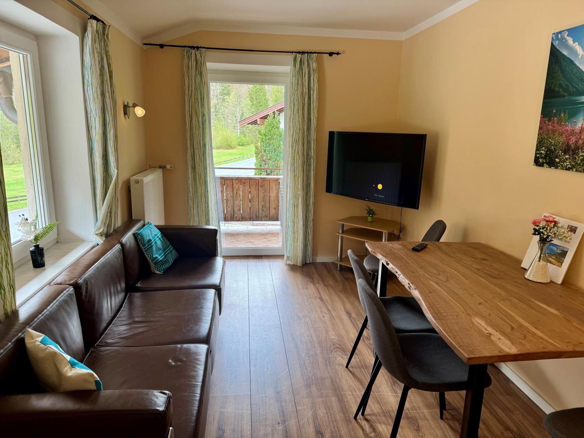 Alpenlodge, Ferienwohnung 12 Тирзее Екстериор снимка